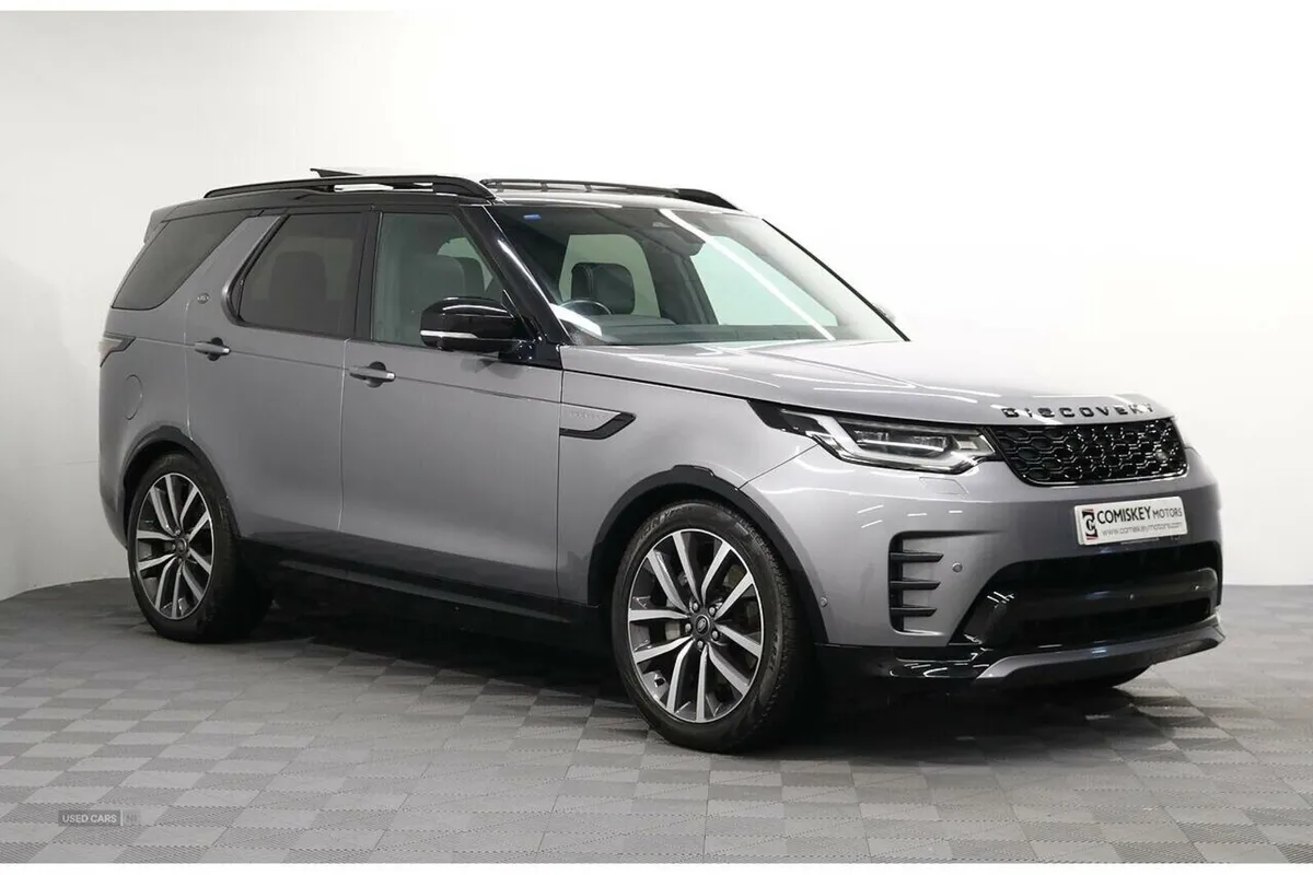 Land Rover Discovery D300 MHEV R-Dynamic SE Auto - Image 1