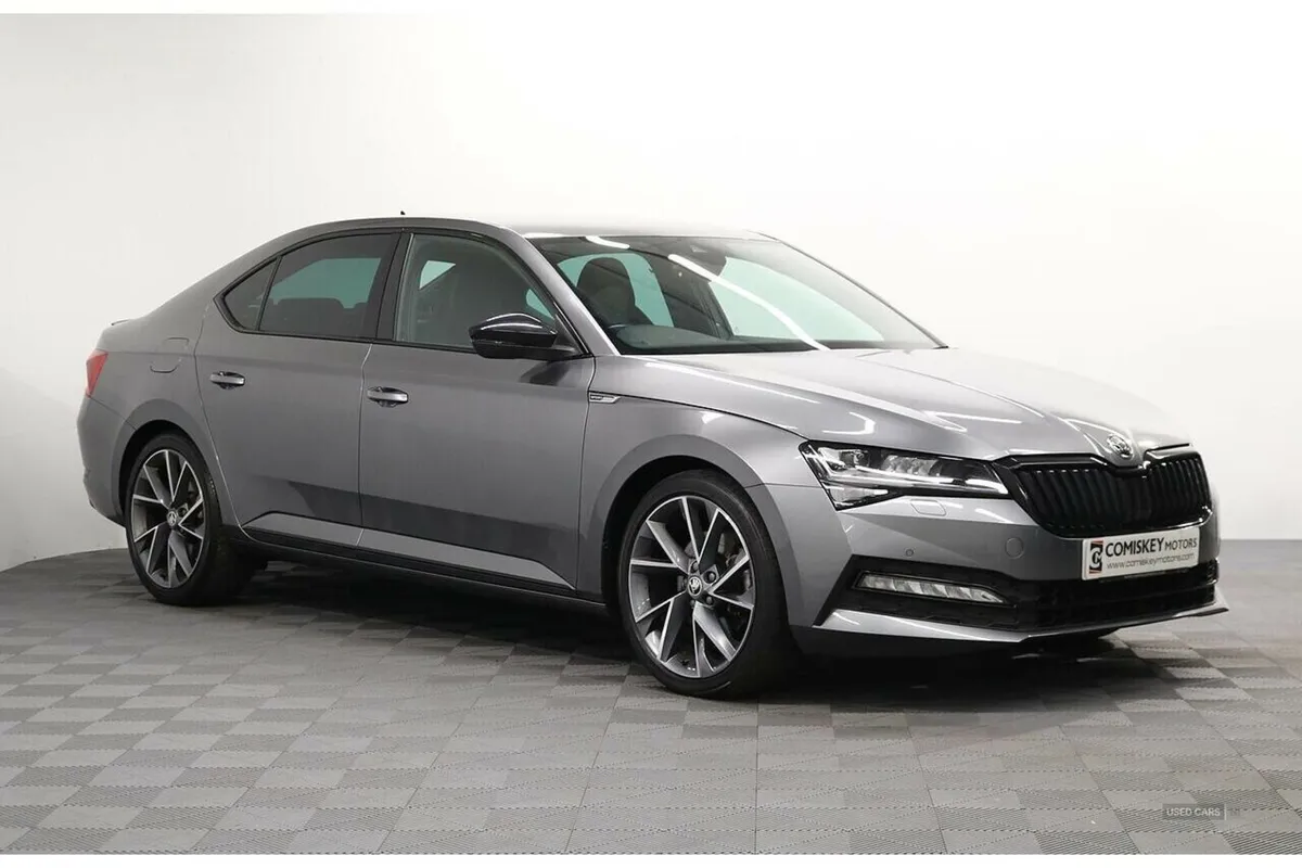 Skoda Superb TDI SportLine Plus - Image 1