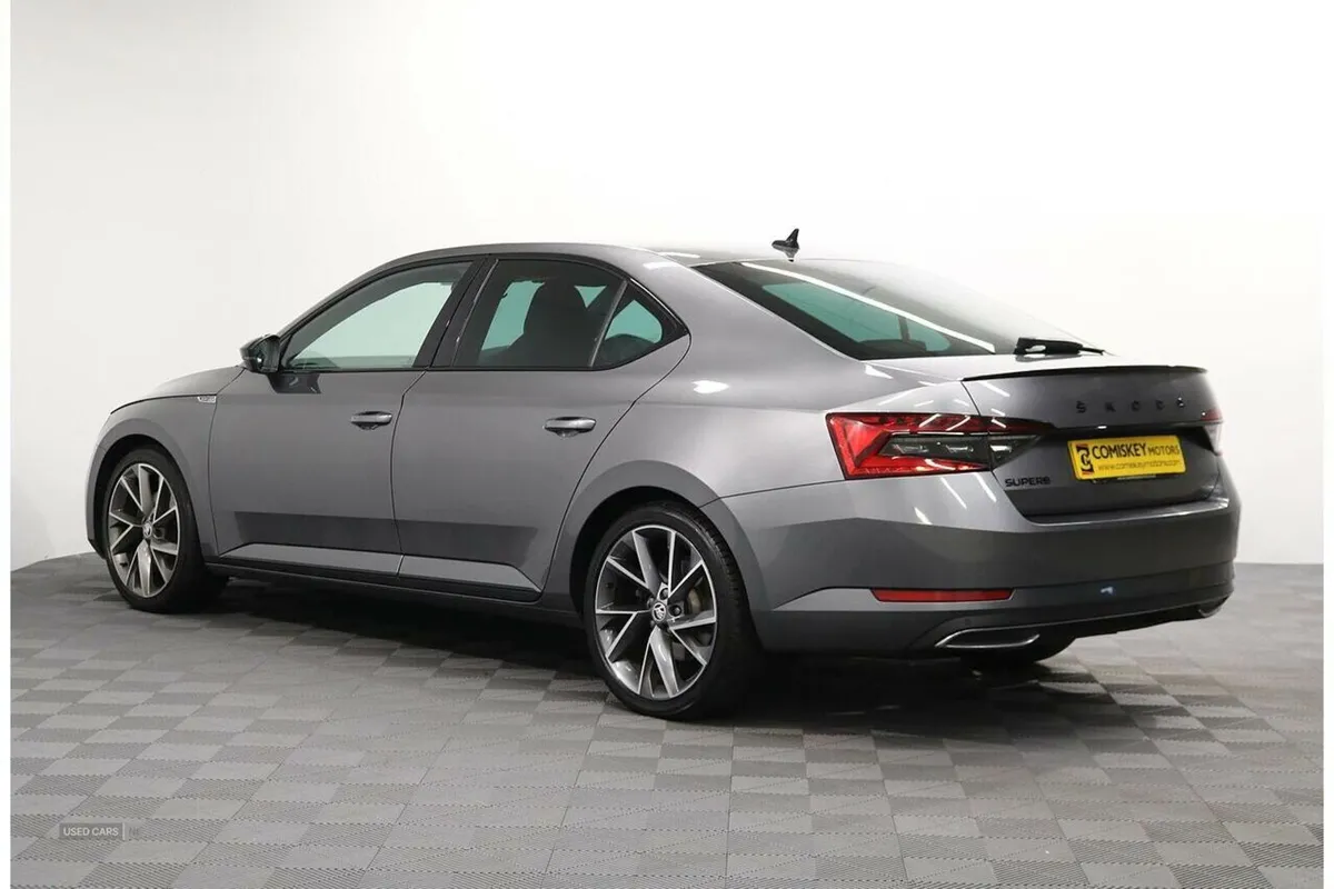 Skoda Superb TDI SportLine Plus - Image 4