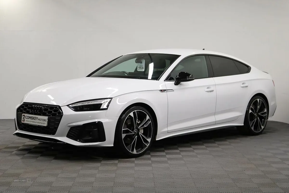 Audi A5 TFSI Black Edition - Image 3