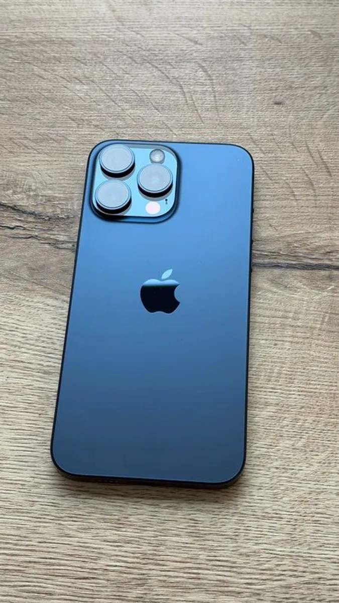 iPhone 15 Pro Max 256GB (unlocked) - Image 3