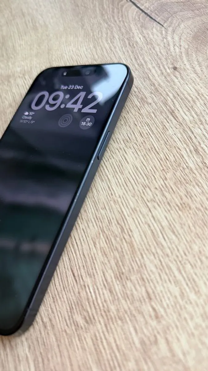iPhone 15 Pro Max 256GB (unlocked) - Image 4