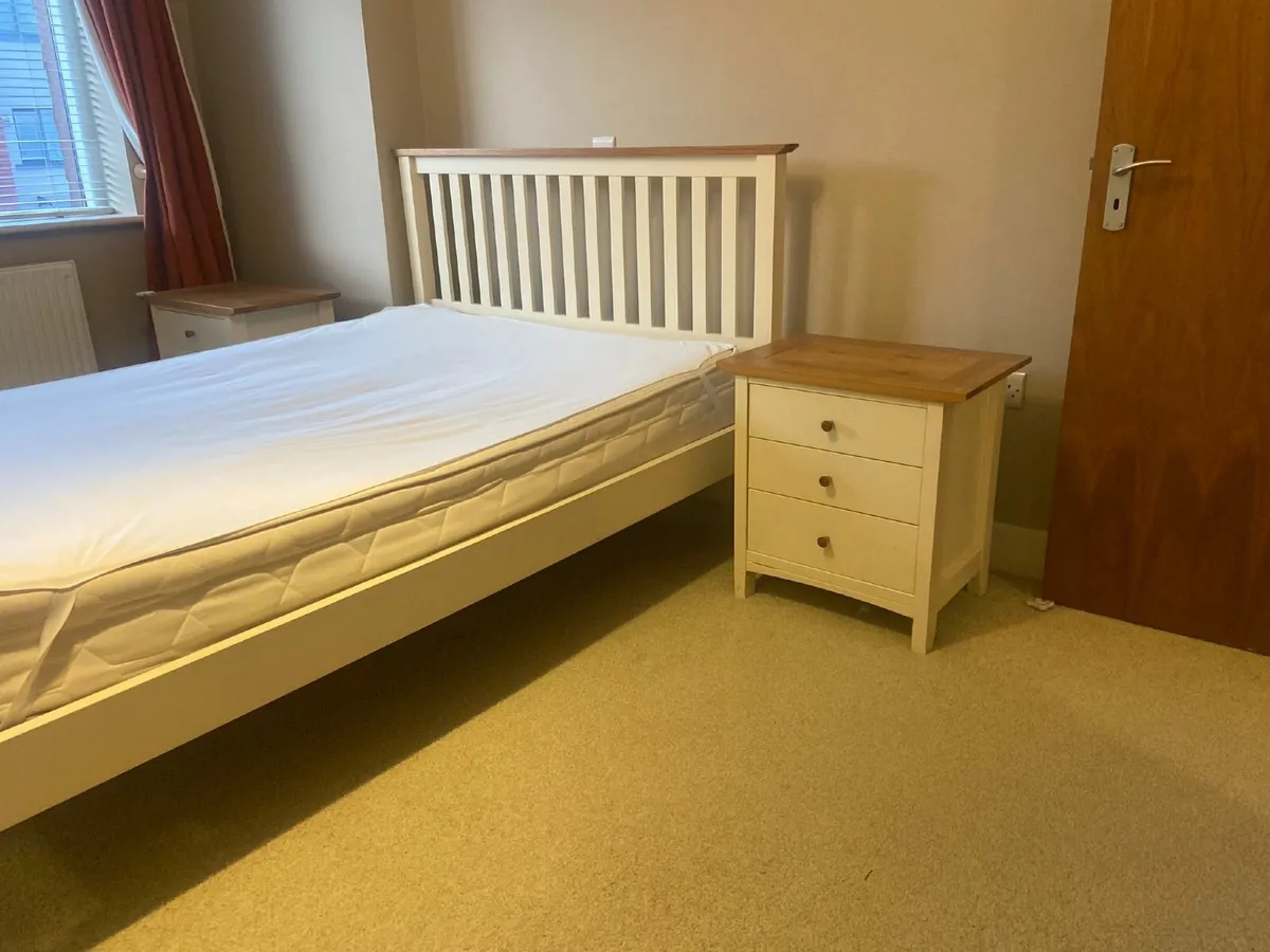 Double bedframe - Image 1