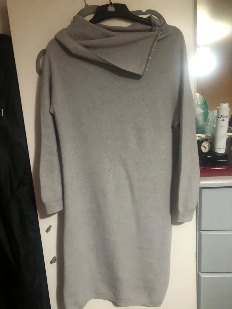 Ladies stunning dress size 8 €10 - Image 2