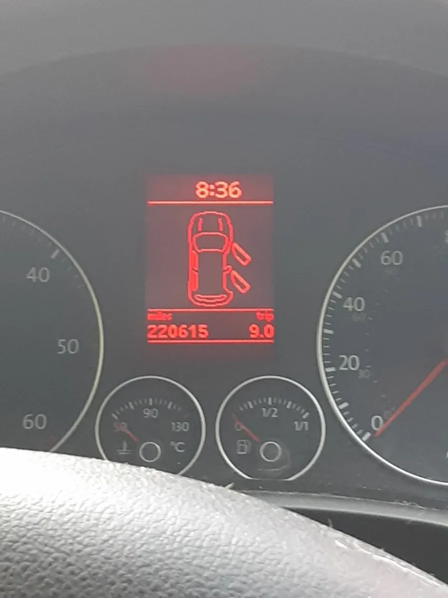 Volkswagen Golf 2008 - Image 1