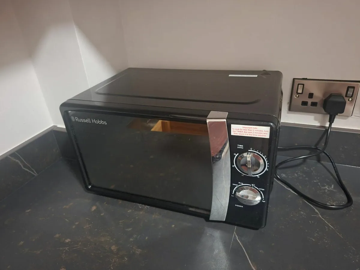 Russell Hobbs Microwave - Great condition - Image 1