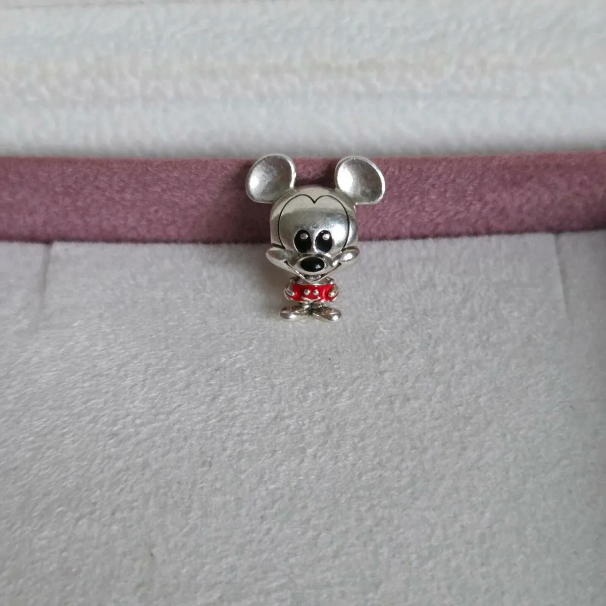 Pandora Disney MICKEY MOUSE charm with enamel red - Image 3