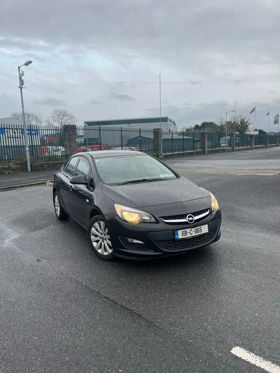 2013 Opel Astra saloon 1.4 NCT 05/26 - Image 1