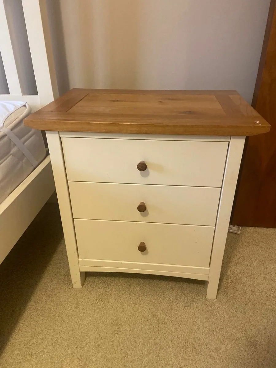 Bedside locker with drawers