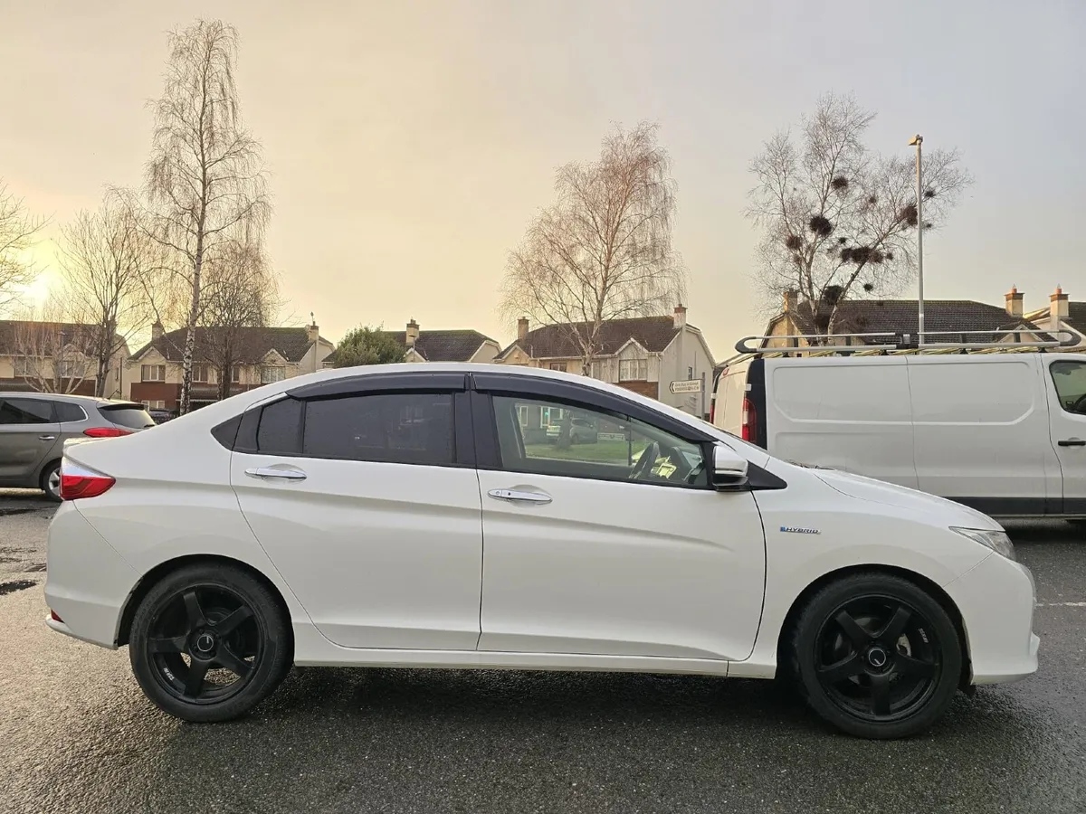 Honda Grace 2015 - Image 4