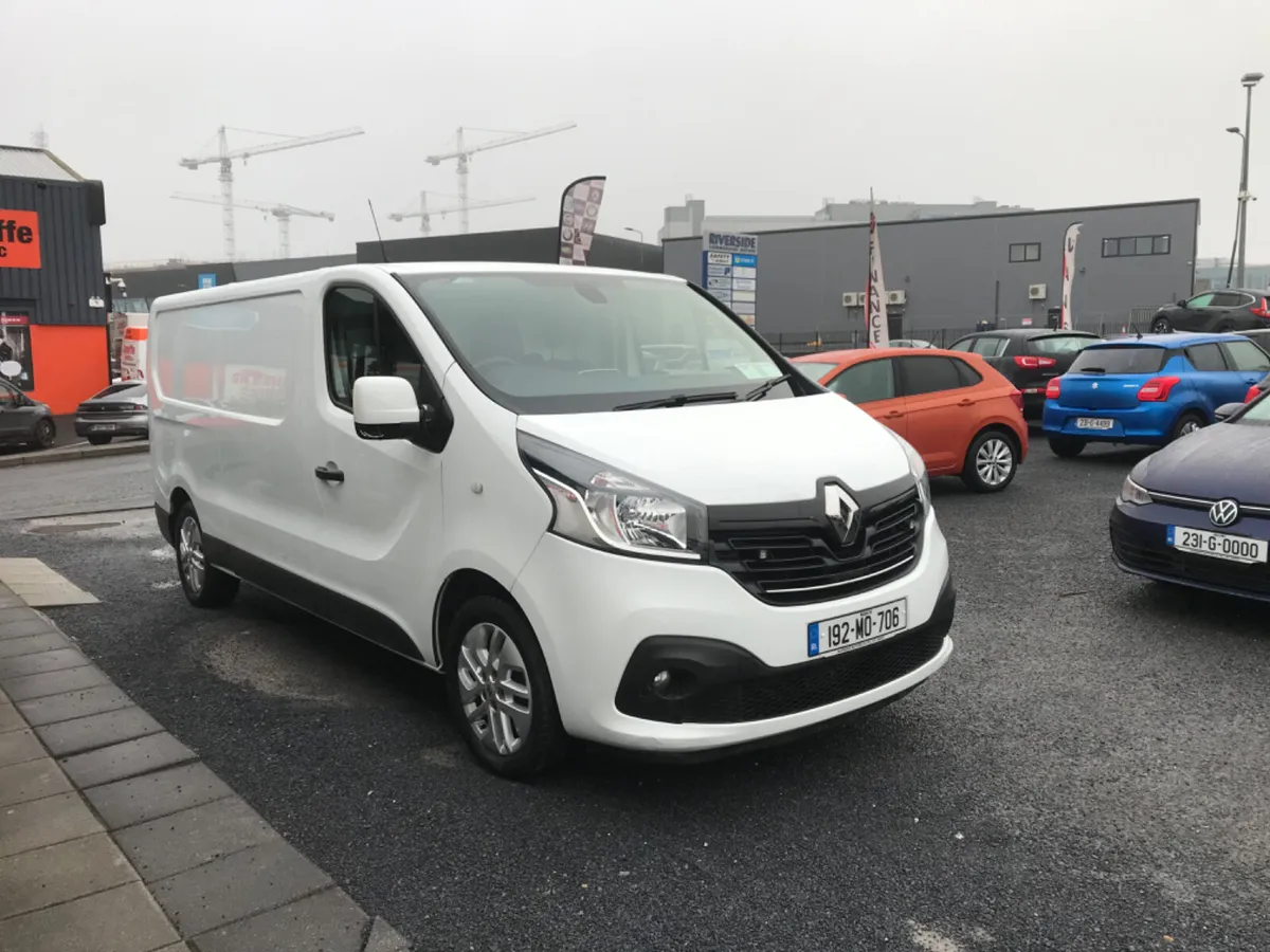 2019 Renault Trafic Turbo Diesel - Image 2