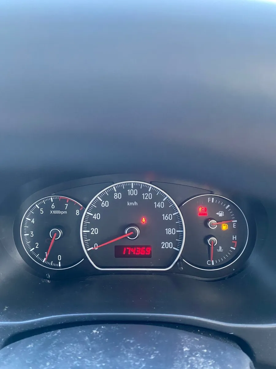 Suzuki  SX 4 - Image 2