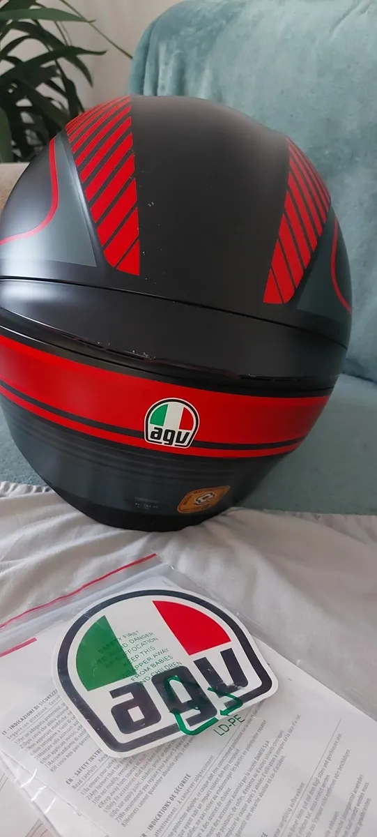 Motobike Road helmet agv - Image 2