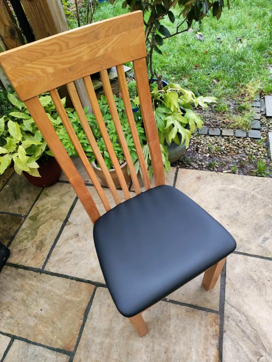 4 oak chairs - Image 4
