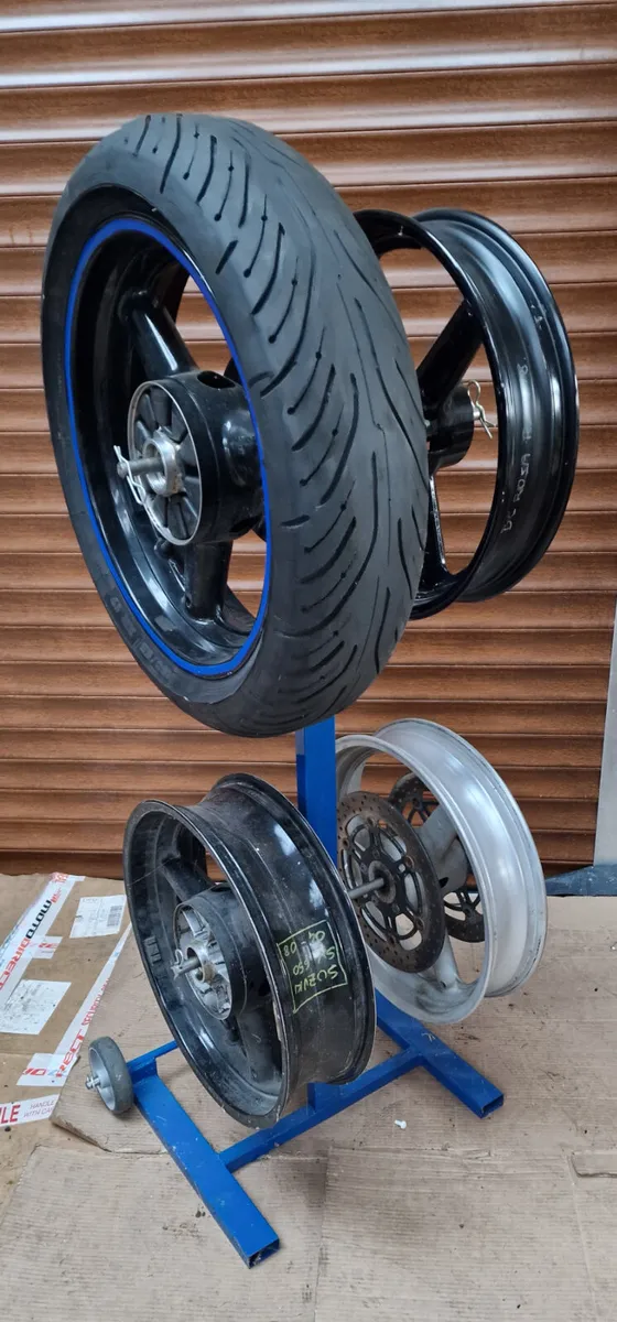 SV650 Wheels and discs - Image 1