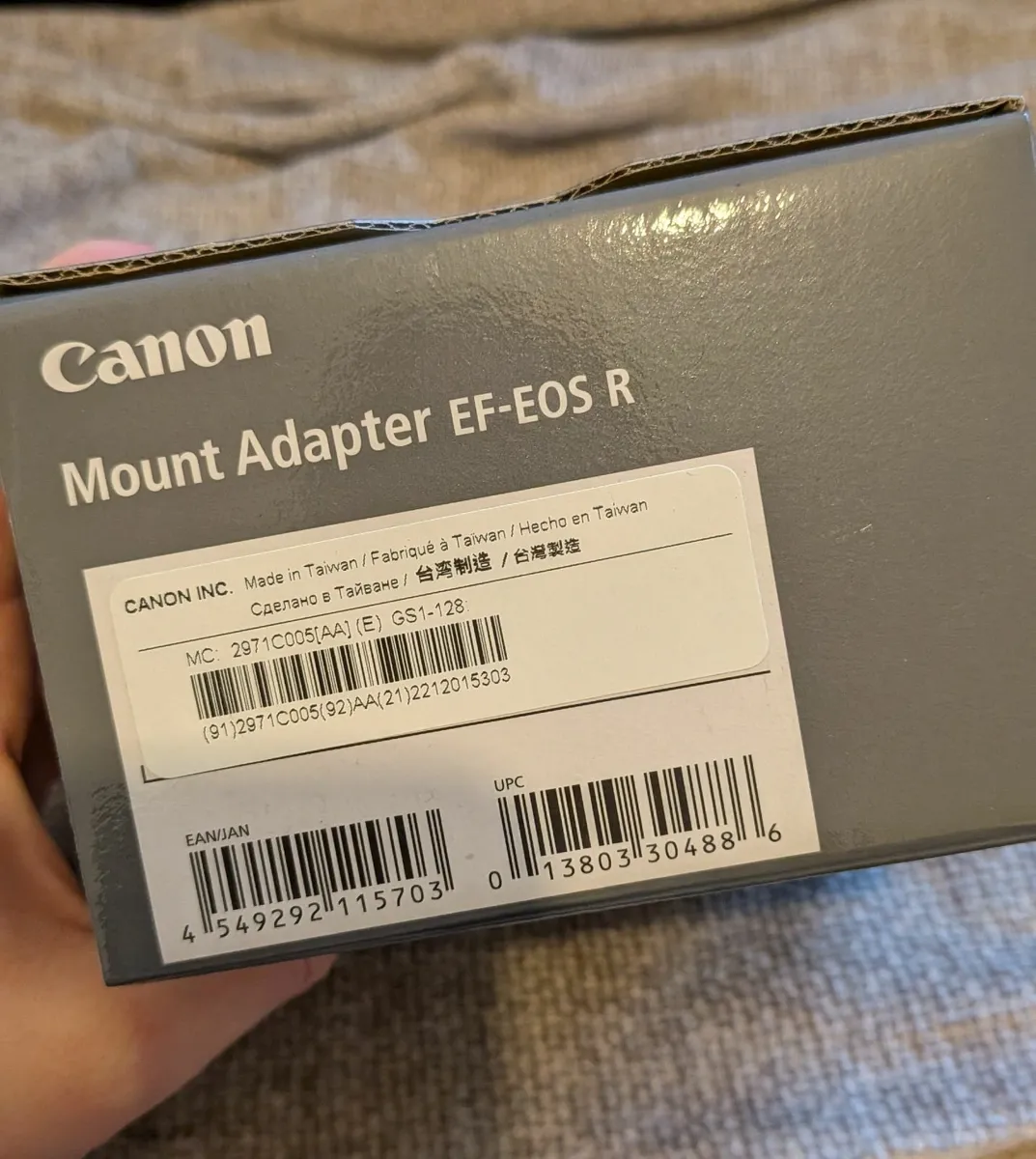 Canon Mount adapter EF-EOS R - Image 1