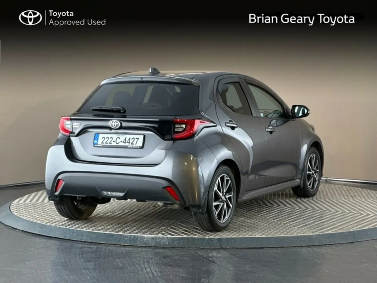 Toyota Yaris YARIS 1.0 LUNA SPORT - Image 2