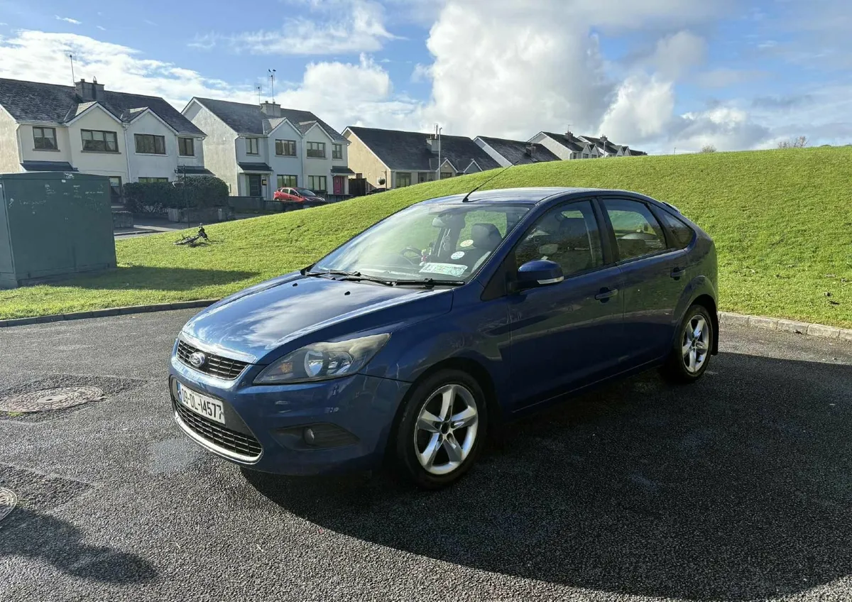 Ford Focus 2009 - Image 1