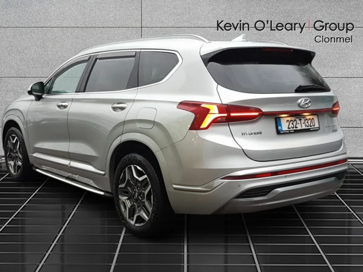 Hyundai Santa Fe 1.6 PHEV 4WD Premium Auto - Image 3