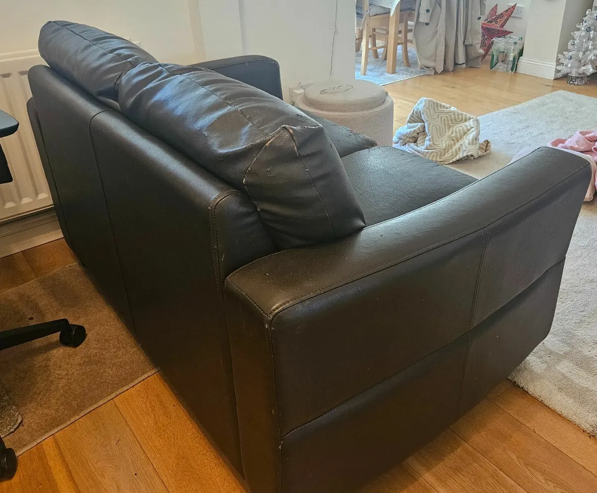 Free dark brown leather couch - Image 2