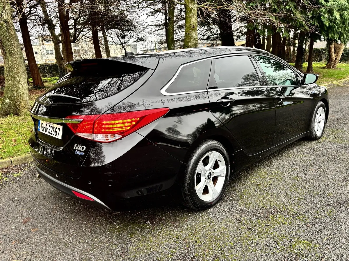 Hyundai i40 Estate 1.7 DSL NEW NCT 01/2027 - Image 4