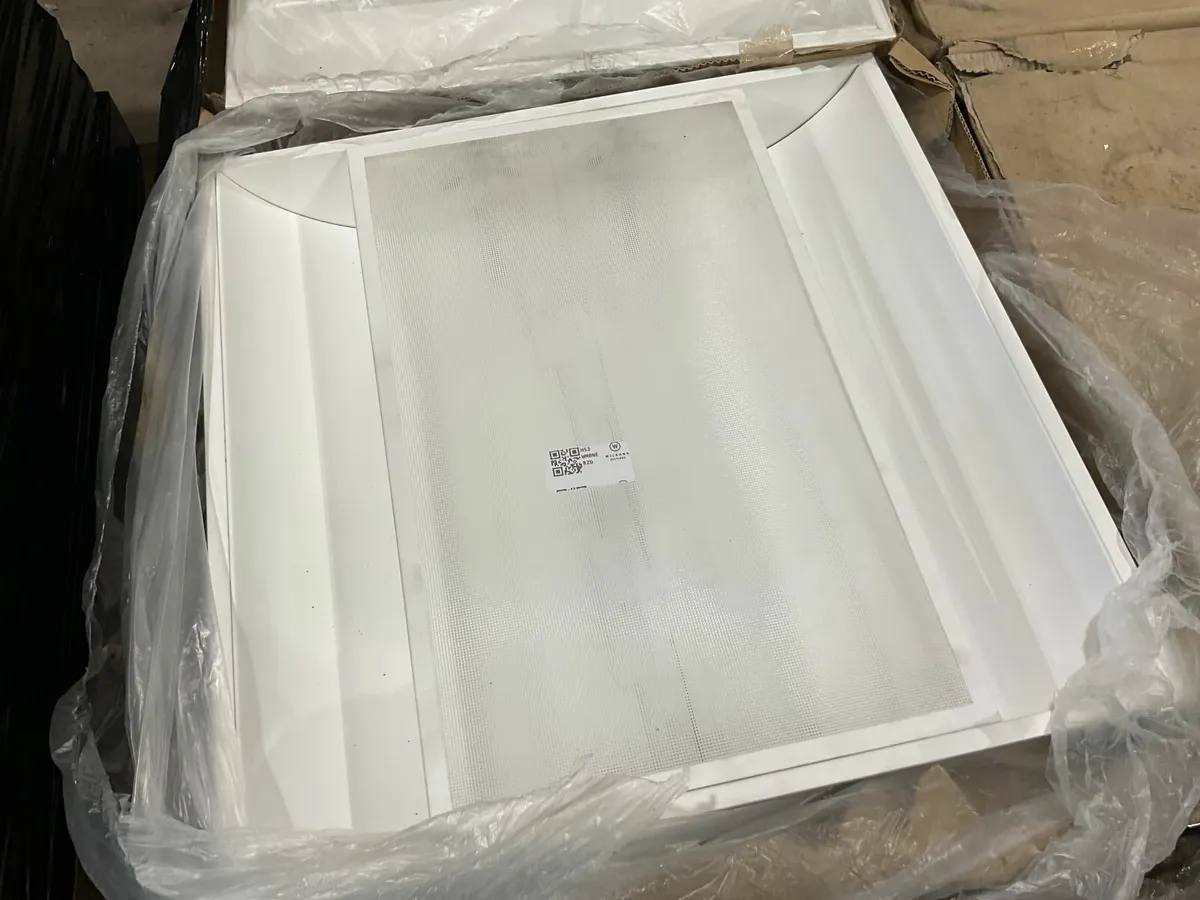 Online Auction Of Office Ceiling Lights & More! - Image 3