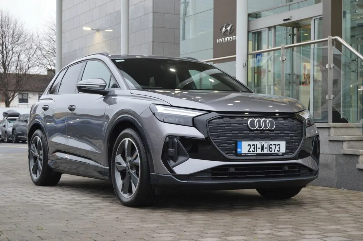 Audi Q4 e-tron 55 quattro S Line - Image 1