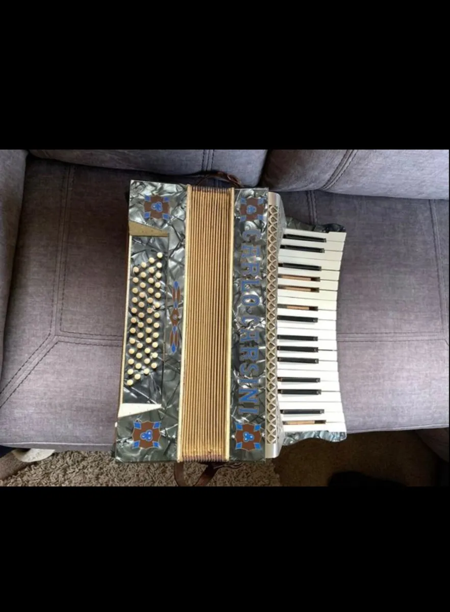Accordian - Image 1