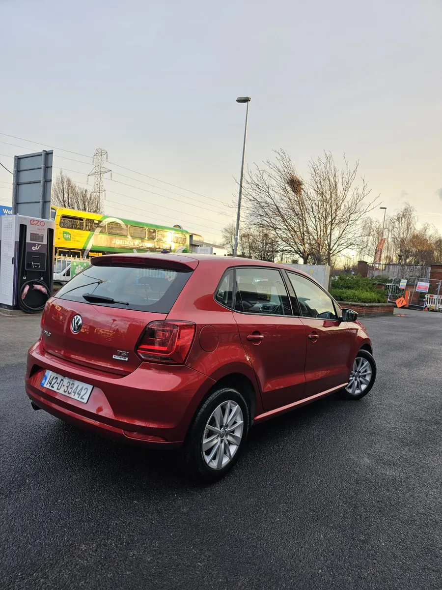 Volkswagen Polo 2014 Automatic - Image 4