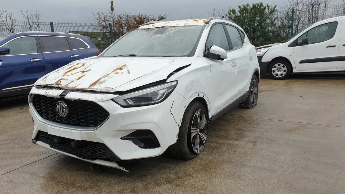 *For parts* MG ZS Excite, 1.5 petrol 5 speed (2022 - Image 3