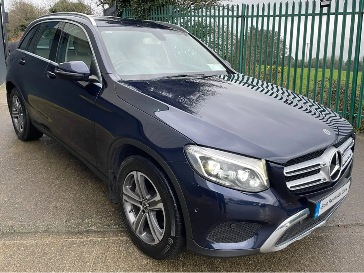Mercedes-Benz GLC 220 D 4MATIC  AUTO HIGH SPEC! - Image 3
