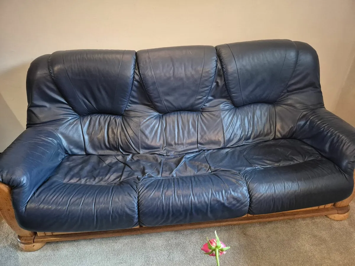 Sofa - Image 2
