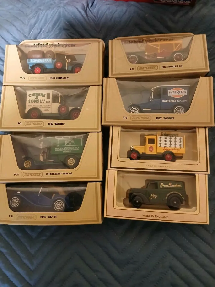 LLEDO MODEL CARS - Image 1