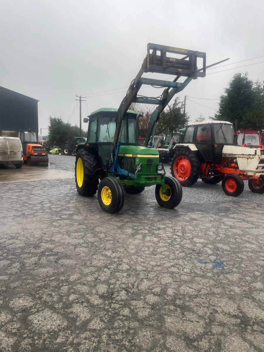 John Deere 2650 - Image 1