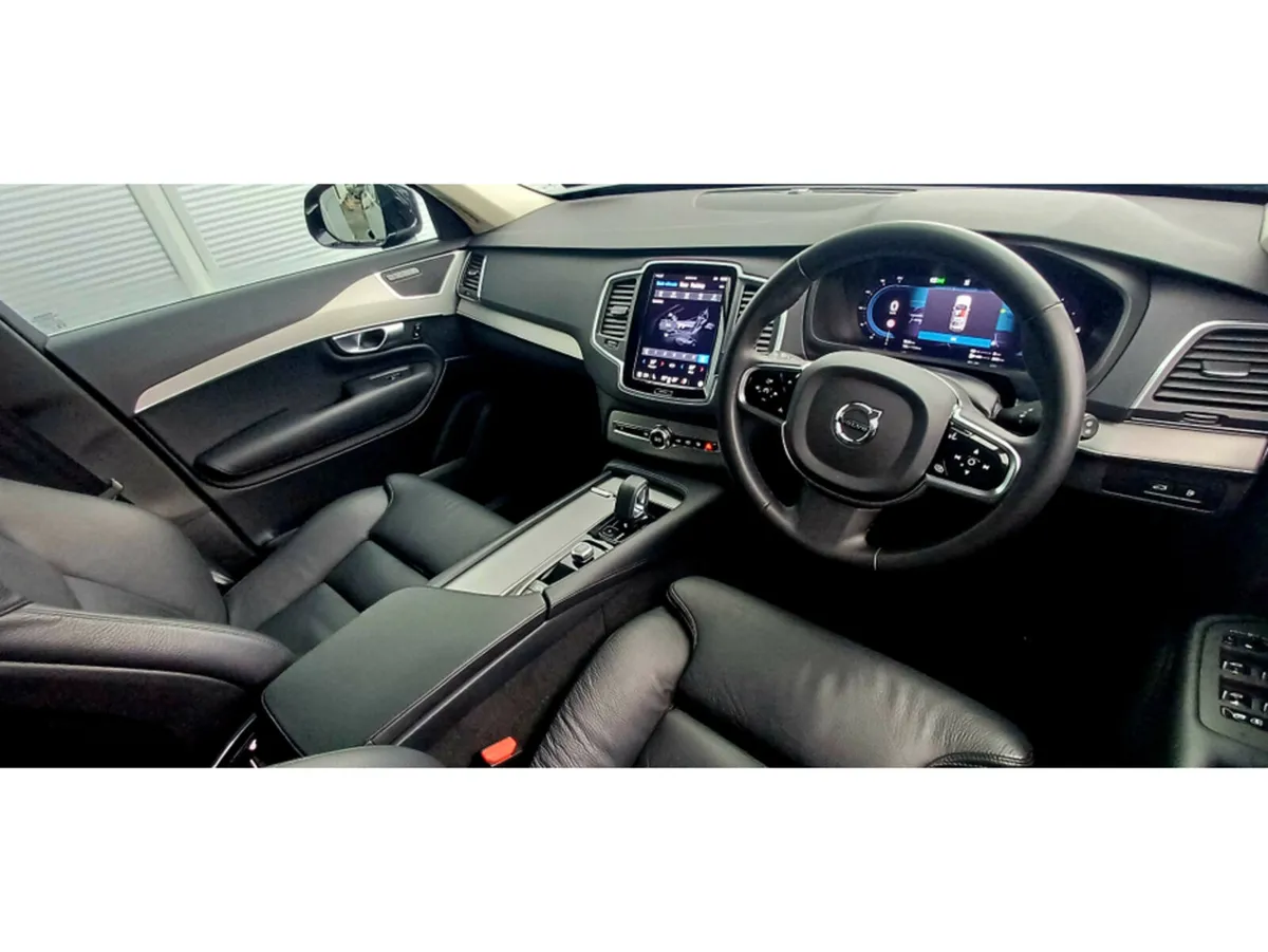 Volvo XC90 T8 AWD 7Seater 455BHP - Image 4