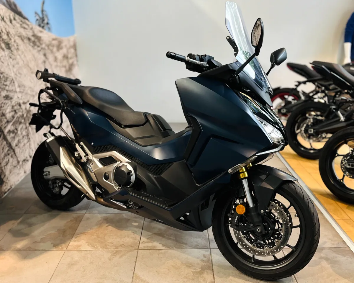 NEW YEAR, NEW DEALS: HONDA FORZA 750 - Image 3