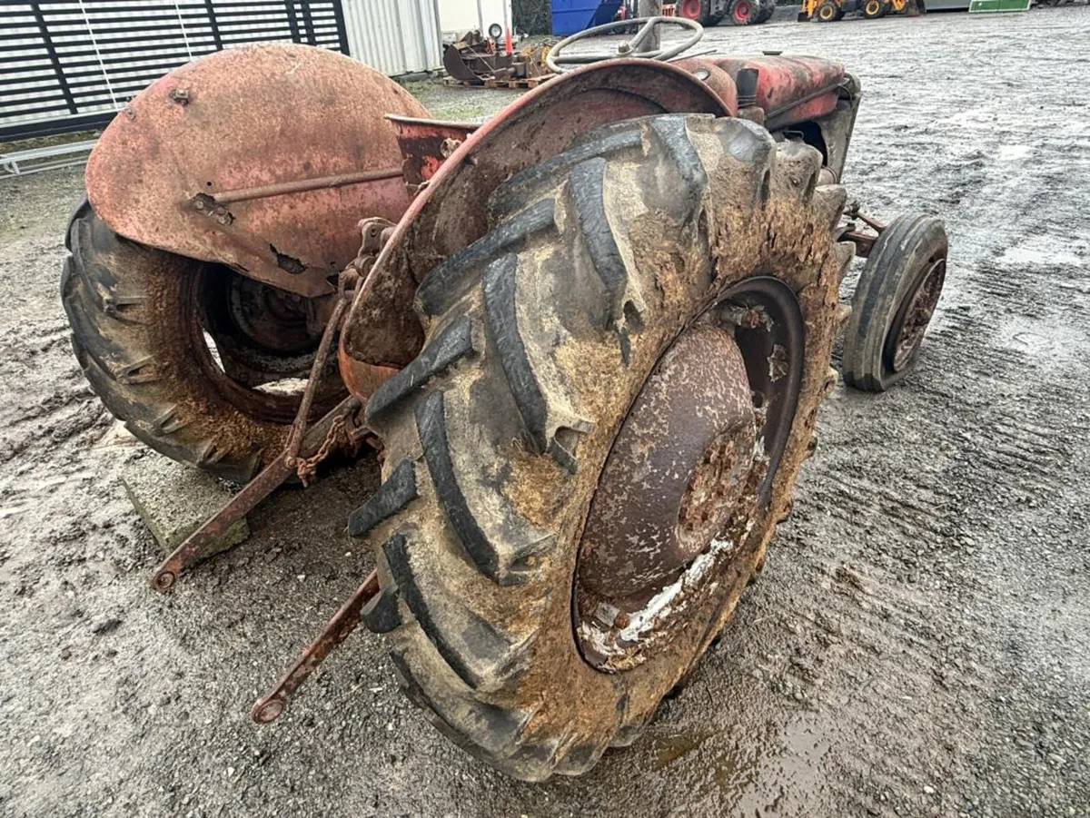 Massey Ferguson 35 **Online Auction** - Image 4