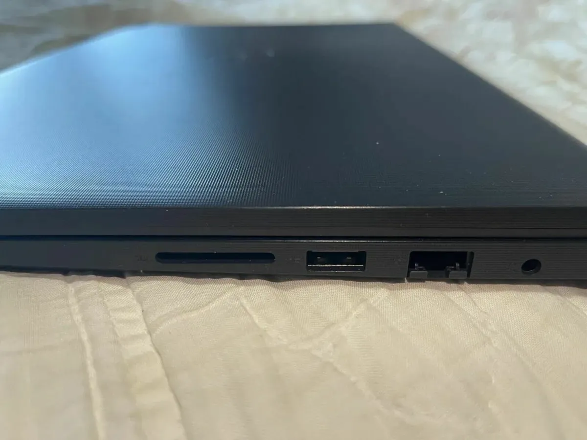 Dell Vostro 3520 - i5(11th)-16GB-2xSSD - Image 4