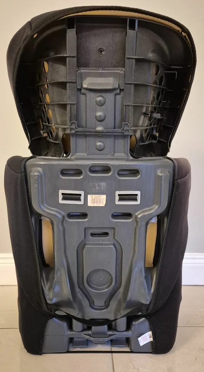 Child Car Seat: - Image 3