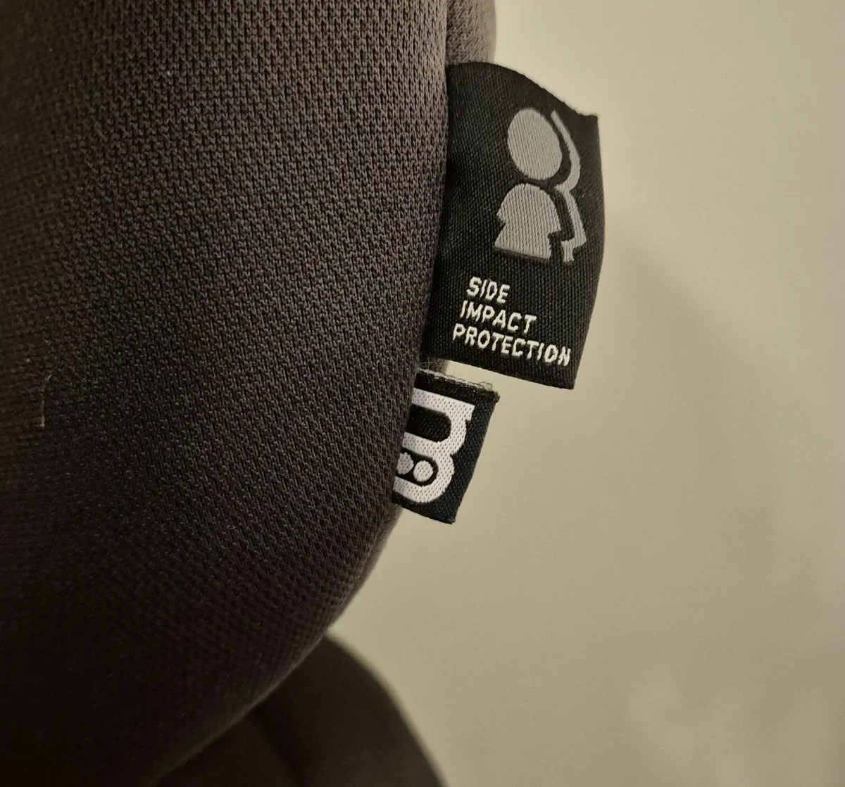 Child Car Seat: - Image 4