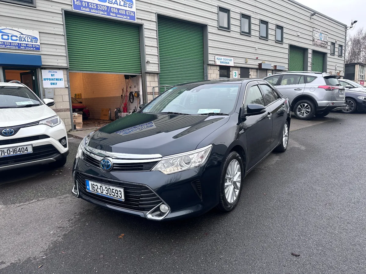 Toyota Camry 2.5 Hybrid, 2016 - Image 2