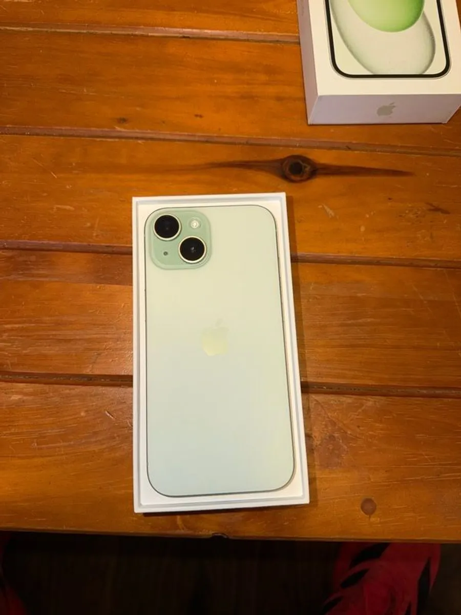 iPhone 15 128GB - Image 3