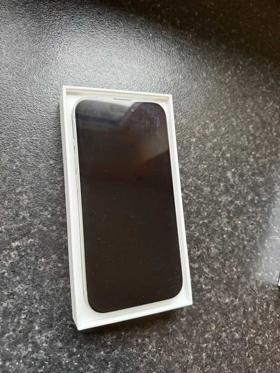 iPhone 15 128GB - Image 4