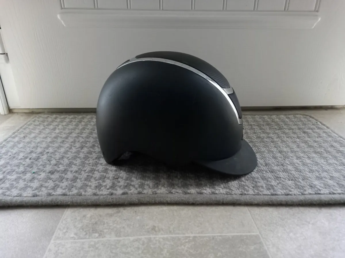 Horse riding equipment - Image 2