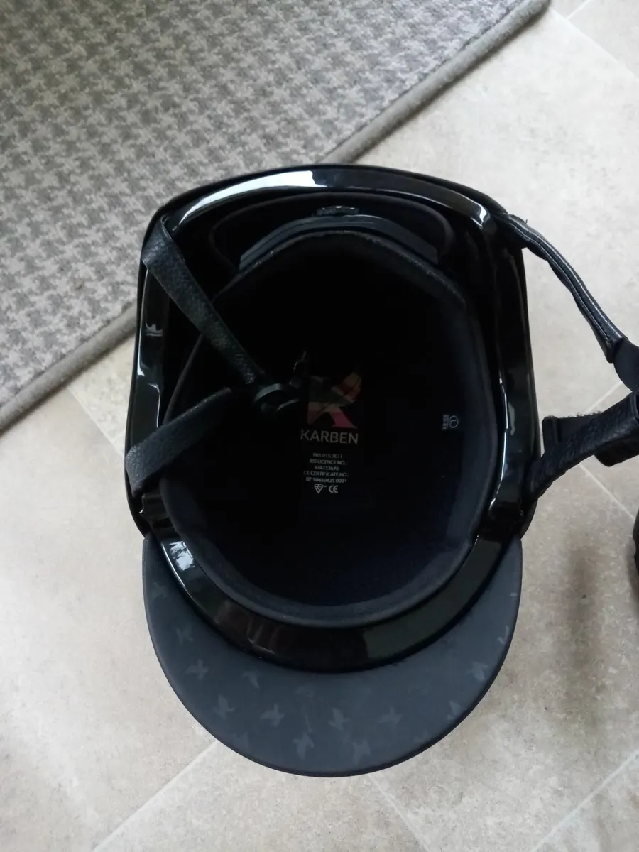 Horse riding equipment - Image 3