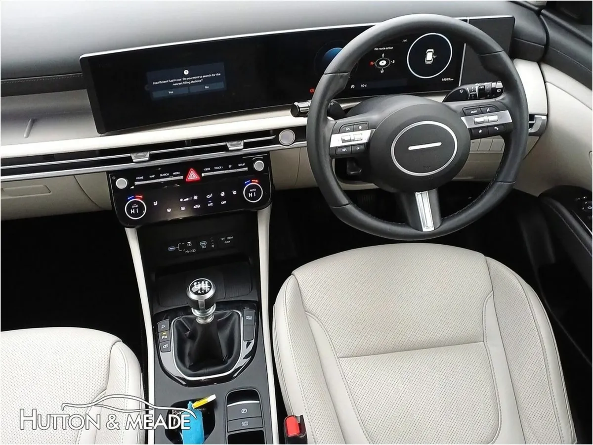 Hyundai Tucson Executive Plus 1.6 Diesel 5dr - Image 4