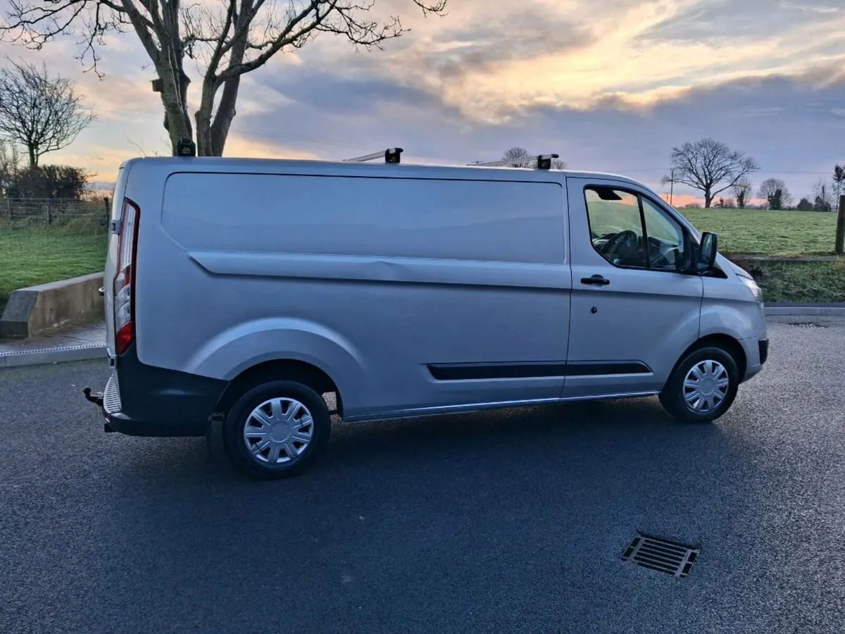 Commercial Van - Image 3