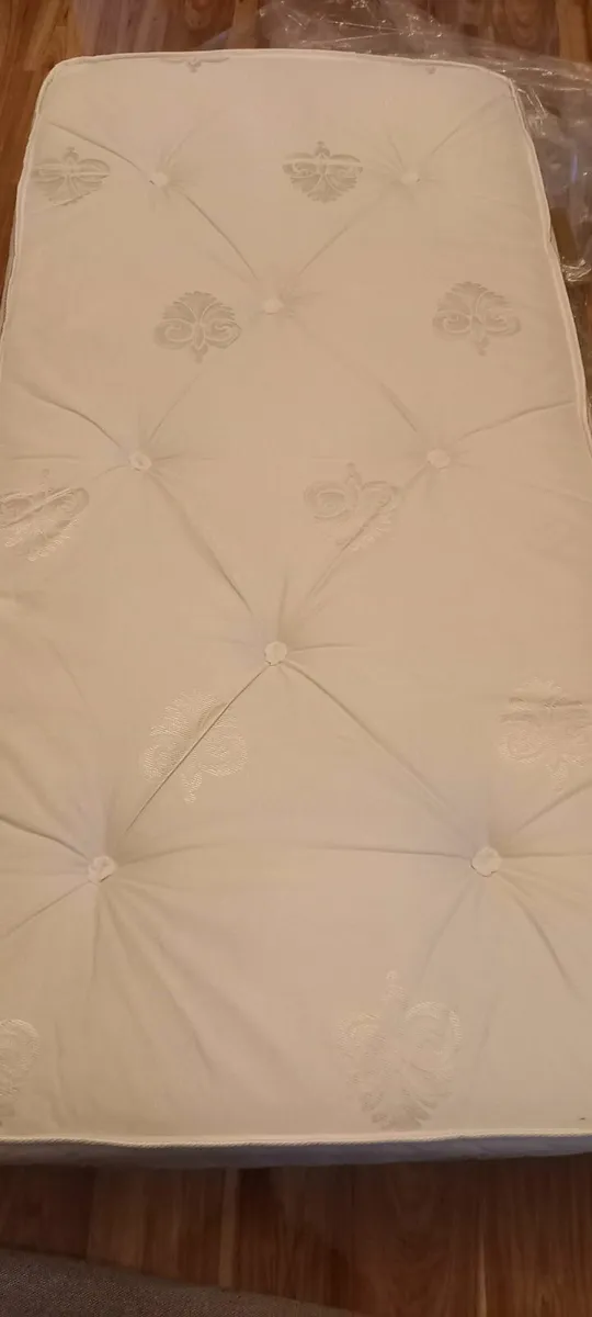 Single 3ft Orthopaedic Mattress - Image 3
