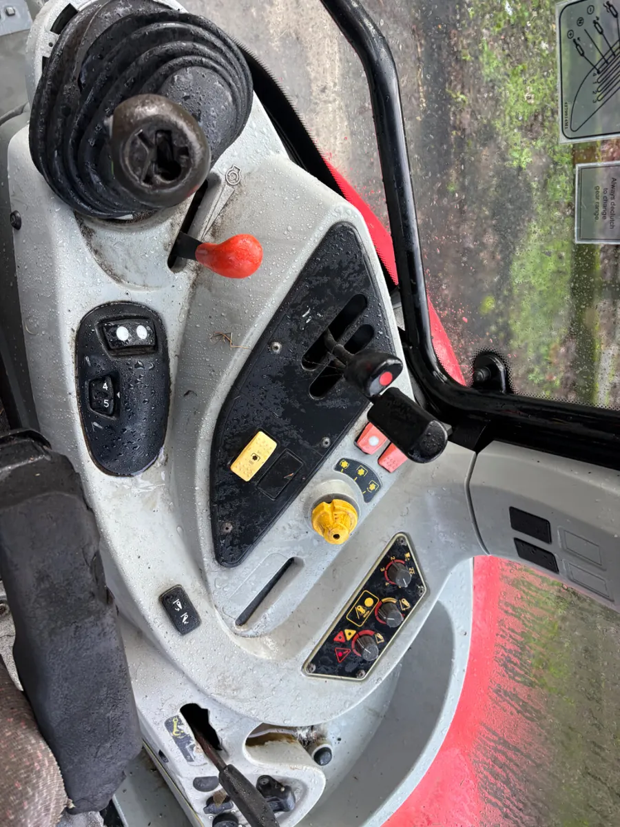 Massey 5455 - Image 4