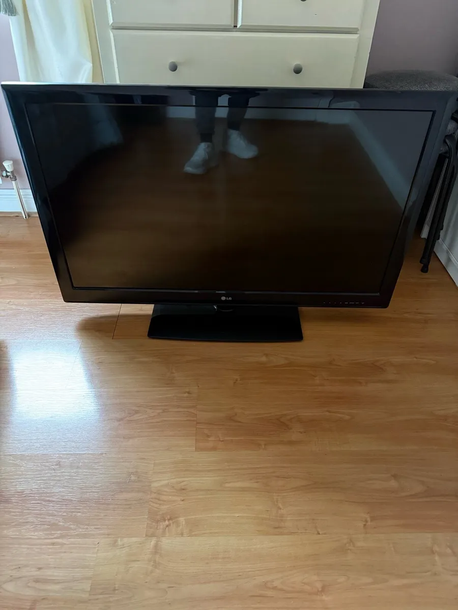 LG 42 inch TV - Image 1
